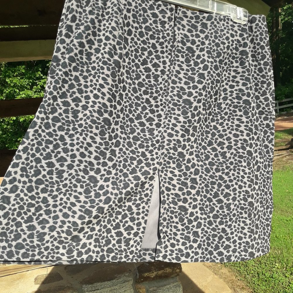 Animal Print Mini Skirt with Slit in Back Zipper Grey and Black Cheetah Wildcat
